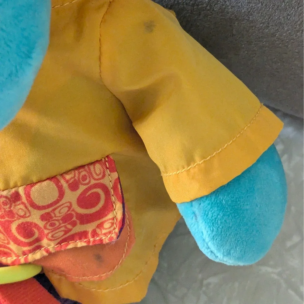B. Toys hank hippo